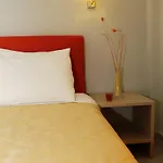 Hotel Golden 2*