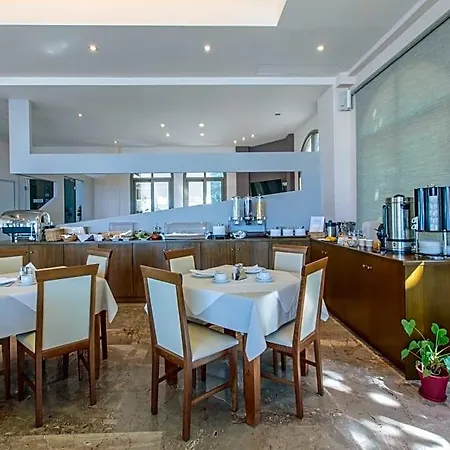Hotel Golden