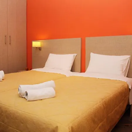 Hotel Golden 2*