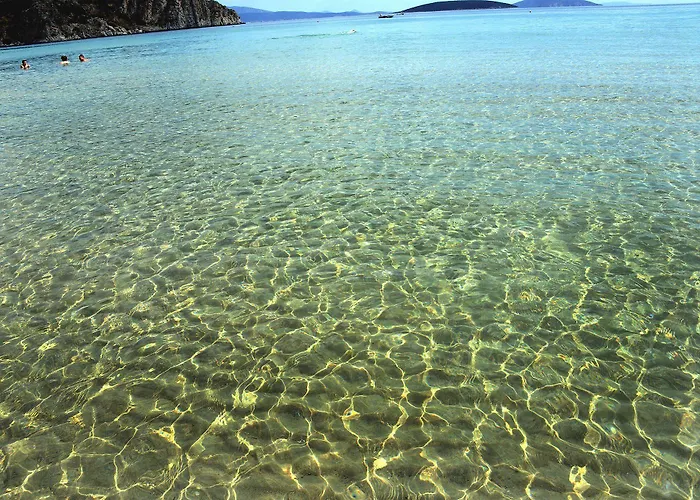 Golden 2* איריה